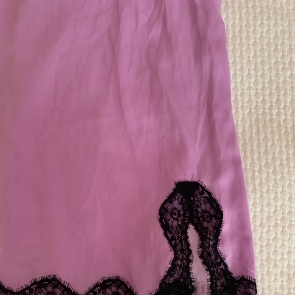 Urban Outfitters Slip - Picture 4 of 6